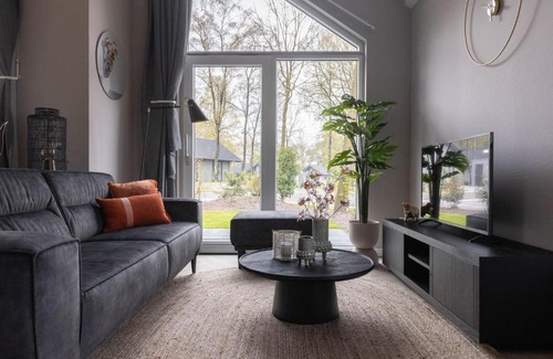 Oirschot Maison | Eco Villa near Forest in Netherlands