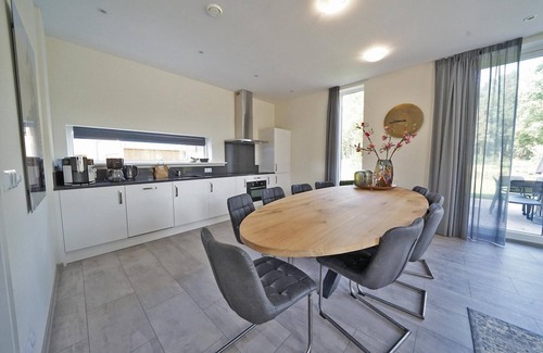 Biddinghuizen Maison | Eco villa with 5 bedrooms, 2 bathrooms and a sauna