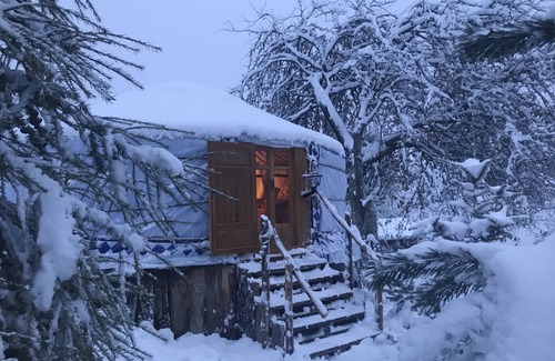 Saint-Antheme Location De VR | Eco Yourte Les Airelles