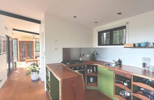 Smiths Creek Chalet De Ski | Ecoasis Sanctuary: Scenic Range View Chalet