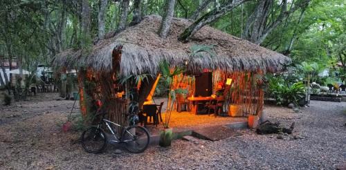 Utica Autre | EcoCamping CONTACTO EXTREMO