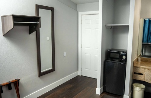 Chinchilla Hôtel | Econo Lodge Clarks Summit