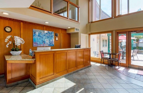 Pemberton Heights Hôtel | Econo Lodge Inn & Suites