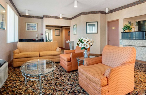 Forest Hôtel | Econo Lodge Inn And Suites