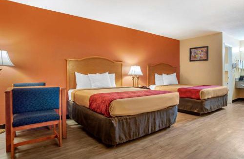 Evergreen Hôtel | Econo Lodge Inn & Suites