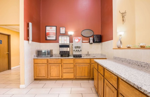 Lake Mills Hôtel | Econo Lodge