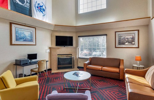 Briargate Hôtel | Econo Lodge North Academy