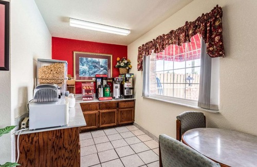 Brinkley Hôtel | Econo Lodge & Suites Brinkley