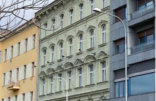Petrska ctvrt Appartement | Economic group apartment with single beds