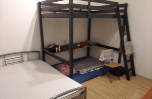 Kosire Appartement | Economy flat 18 minutes from Vaclavske namesti