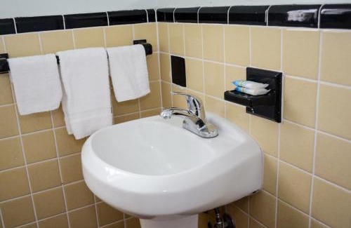 Parker Ridge Hôtel | Economy Inn