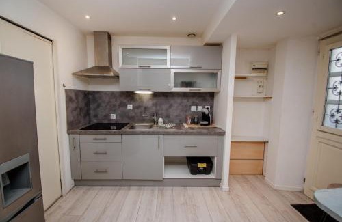 Pontarlier Appartement | Ecrin Pontissalien - Studio with Parking