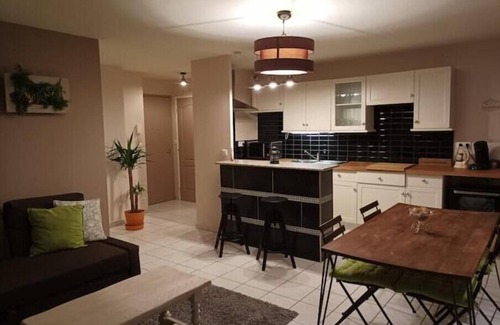 Les Serres - Vivier Appartement | Ecully, appartement au calme de 50m².
