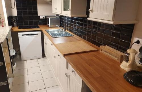 Les Serres - Vivier Appartement | Ecully, appartement au calme de 50m².