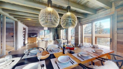 Vex Chalet De Ski | Ecureuil noir COSY & QUIET chalet 10 personnes