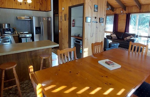 Kalkite Cabine | Edeltraud Pet Friendly 3 bedroom Cabin