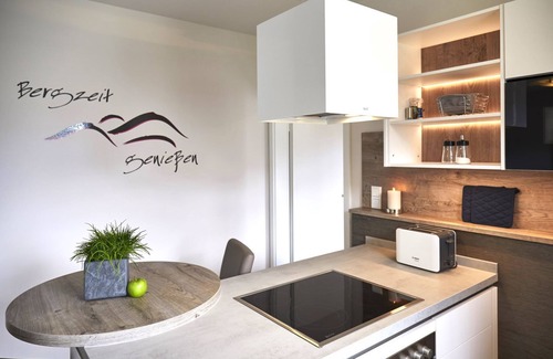 Stryck Appartement | Edelweiss Appartements 'Bergzeit' (MeineCard+) in Willingen/Sauerland
