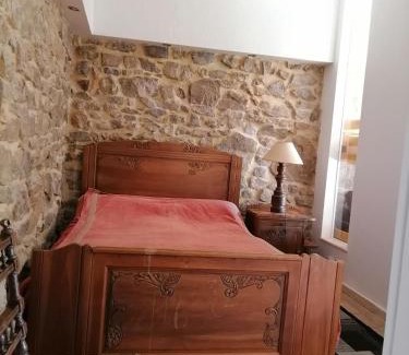 Roussillon-en-Morvan Maison | Edelweiss