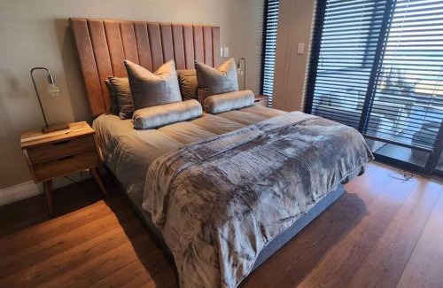 Big Bay Appartement | Eden Beachfront apartment with inverter back up