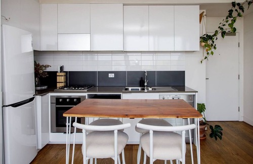 Abbotsford Appartement | Eden of Abbotsford A Serene Escape off Johnston St