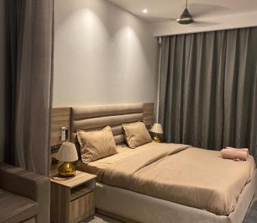Noida Appartement | Eden Suite - 30th floor