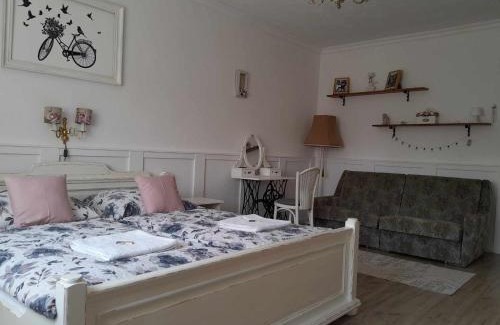 Mosonmagyarovar Appartement | Edina Vintage Vendégház