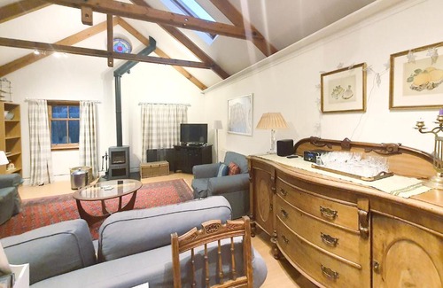 Trinity Appartement | Edinburgh 2-Bedroom Cottage with Parking - Ground Floor