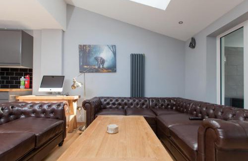 Prestonfield Maison | Edinburgh's perfect home-away-from-home