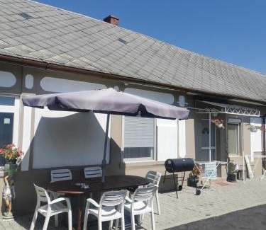 Tiszaujvaros Maison | Edit Vendégház