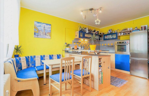 Prague 18 Appartement | Edita Dans 40m2 Fermer PVA Letňany