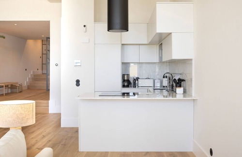 Foz do Douro Appartement | EDiTiON 147 - Luxury Beachfront Loft by LovelyStay