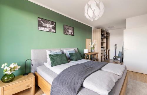 Graz-Straßgang Appartement | EDLER WOHNRAUM Panoramablick 3 SZ Boxspringbetten, E-Ladestation, Kaffeevollautomat, Klima, Lift, Terrasse & 2xTG
