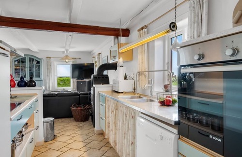 Krik Maison | "Edvardsine" - 20m to the inlet by Interhome