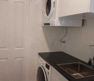 Glenwood Appartement | Edwin Place Apartment