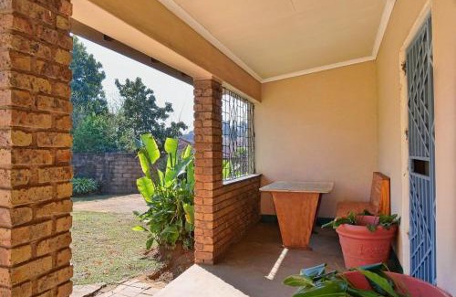 Graskop Chalet De Ski | Eeufees Cottage