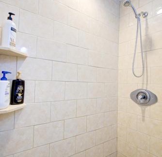 Hendricks and Venice Isles Maison | Efficiency 2 on water Las Olas, beach and free kayaks