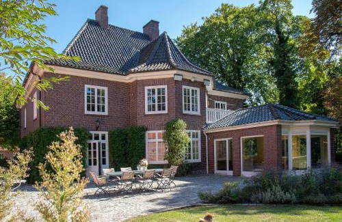 Sierksdorf Maison | Ehemaliges Gutshaus Oevelgönne