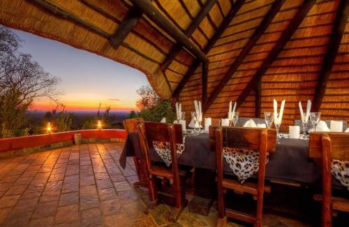 Marken Cabine | Ehlathini Game Lodge