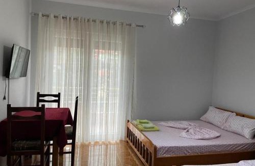 Piskupat Maison | Eiffel's Guest House