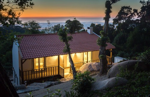 Sintra Cottage | Eighteen21 Houses - Casa da Burra in Quinta Velha