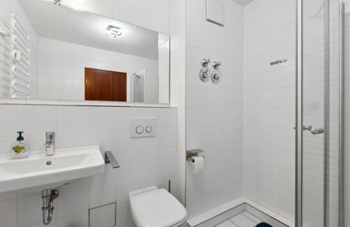 Suedwest Appartement | Eindrucksvolle Zwei-Zimmer-Wohnung mit Balkon und großer Küche