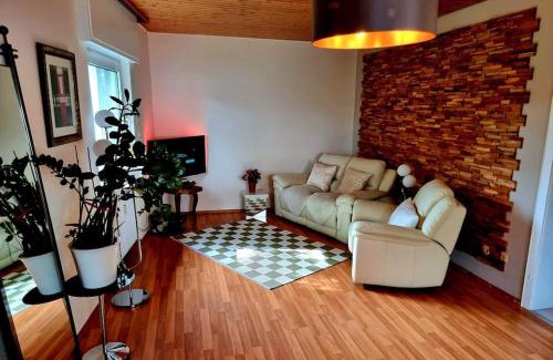 Roedermark Appartement | Eine Oase bei Tara in Waldacker