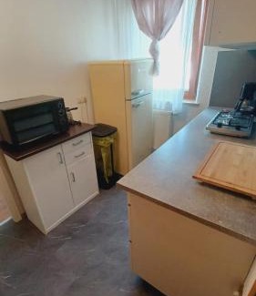 Hummeltal Appartement | Einfache 2 Zimmer Wohnung mit Parkplatz nur 8 Min nach Bayreuth