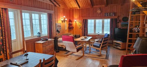 Hol Maison | Einsetlie by Norgesbooking - cabin by Hallingskarvet