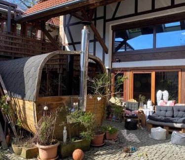 Frankisch-Crumbach Appartement | Einzimmerapartment mit Fass Sauna (und Pool)