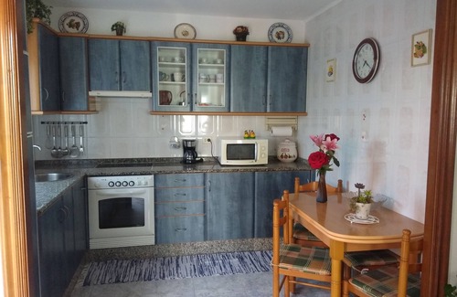 Mos Maison | Maison de vacances "EIRA VELLA", (à partir de 30 € jour / mois).