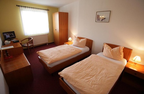 Eilenburg Hôtel | Eiscafe-Pizzeria-Hotel Rialto