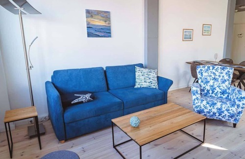 Barth Appartement | Eismöwe Summary: Harb