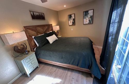 Boulder Creek Maison | Either Way Hideaway