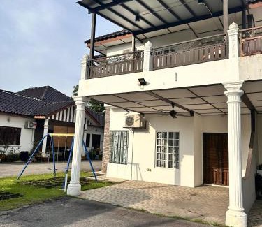 Sungai Tangkas Maison | Eizy Cozy Home